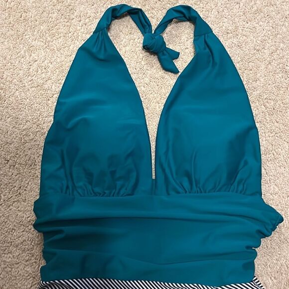 Women’s Swimsuit Size XL New Never Worn - Picture 2 of 3